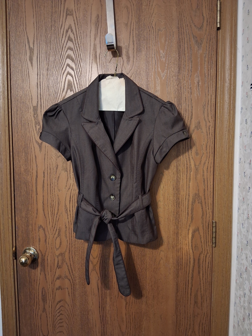 Short-Sleeve Tie-Belt Blazer in Shimmery Brown